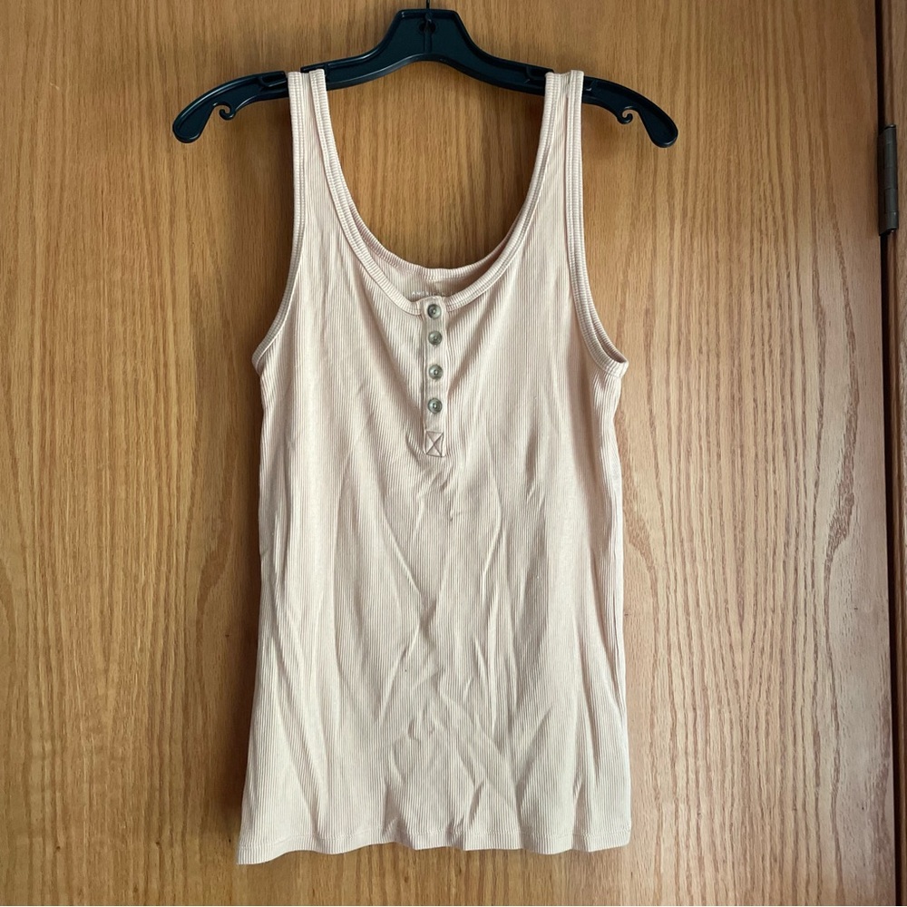 American Eagle Ribbed Tank top soft tan beige large button front.  EUC